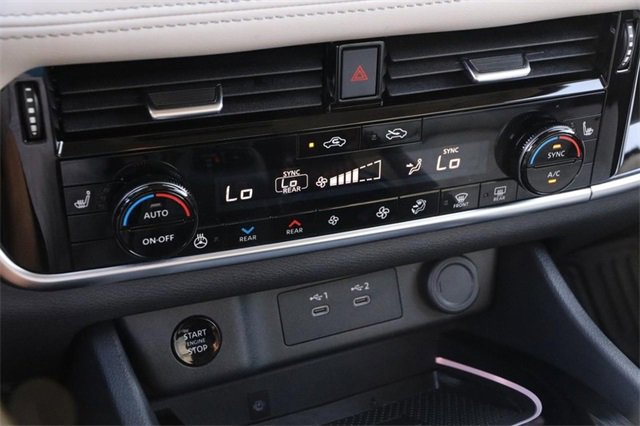 Certified 2024 Nissan Rogue SL w/ SL Premium Package image 19