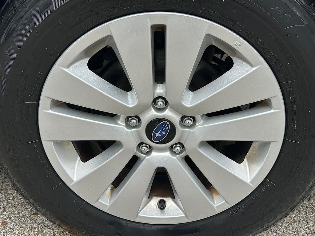 Used 2018 Subaru Outback 2.5i Premium AWD/4WD image 29