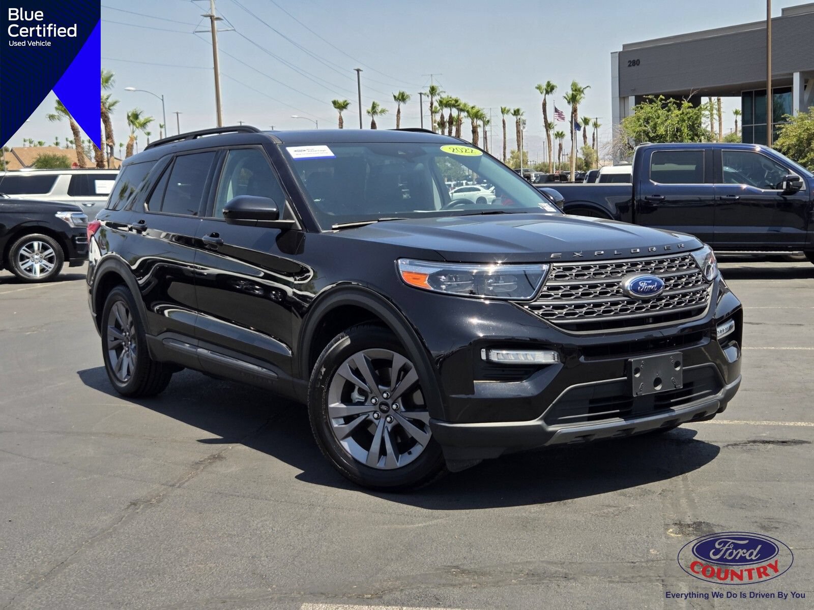 Certified 2022 Ford Explorer XLT w/ Equipment Group 202A RWD image 1