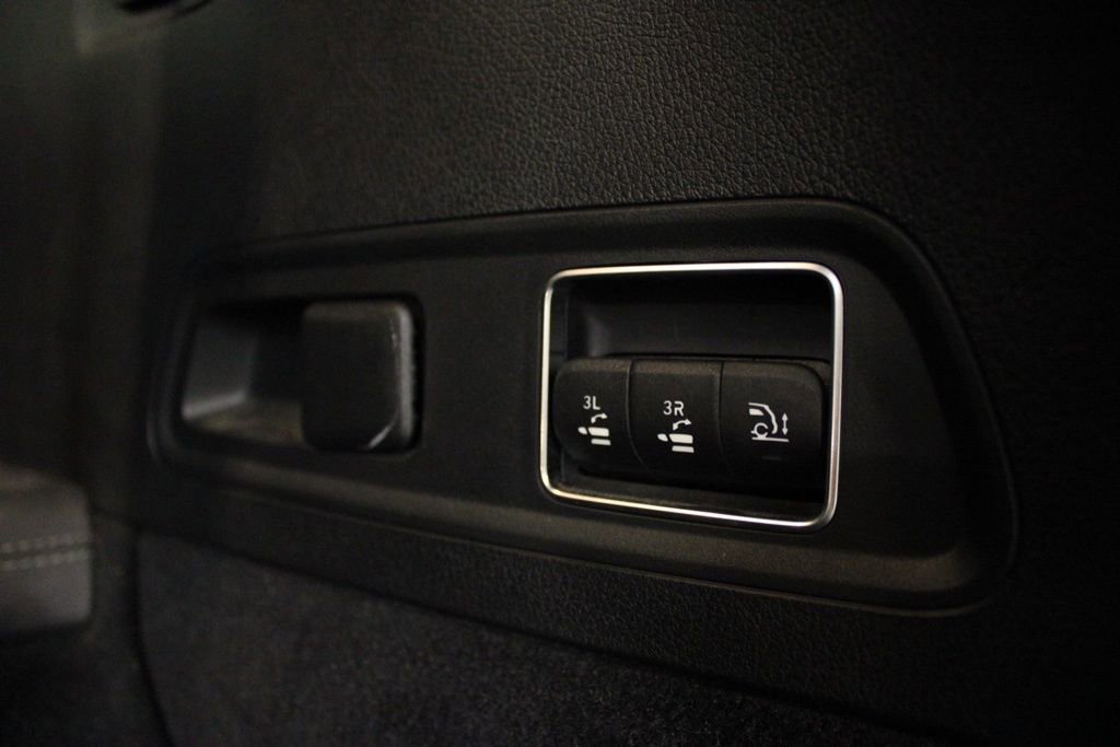 Certified 2024 Mercedes-Benz GLS 63 AMG 4MATIC image 47