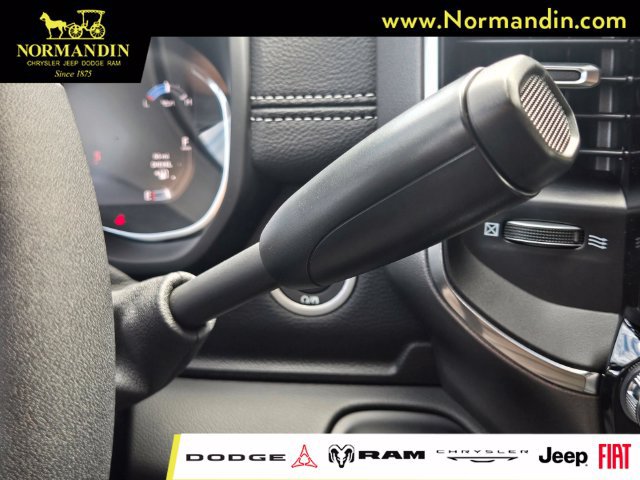 New 2026 RAM 2500 Laramie w/ Night Edition AWD/4WD image 12