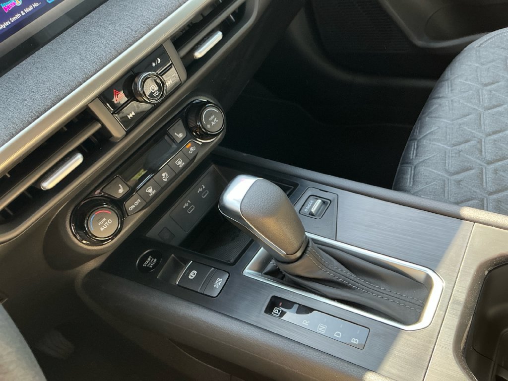 New 2027 Nissan Kicks SV AWD/4WD image 28
