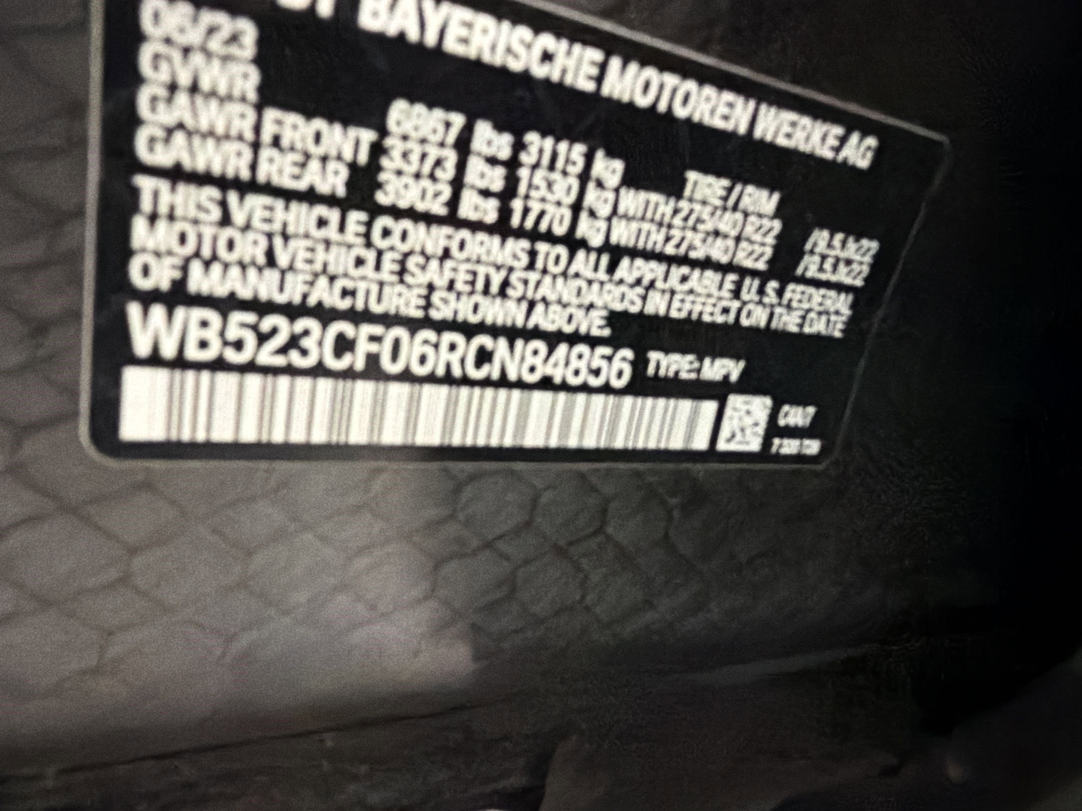 Used 2024 BMW iX xDrive50 w/ Premium Package AWD/4WD image 9