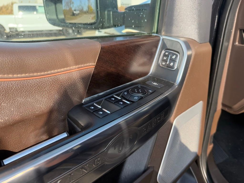 Used 2024 Ford F250 King Ranch w/ Chrome Package image 39