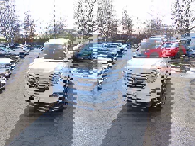 Certified 2021 Honda Pilot Touring image 1