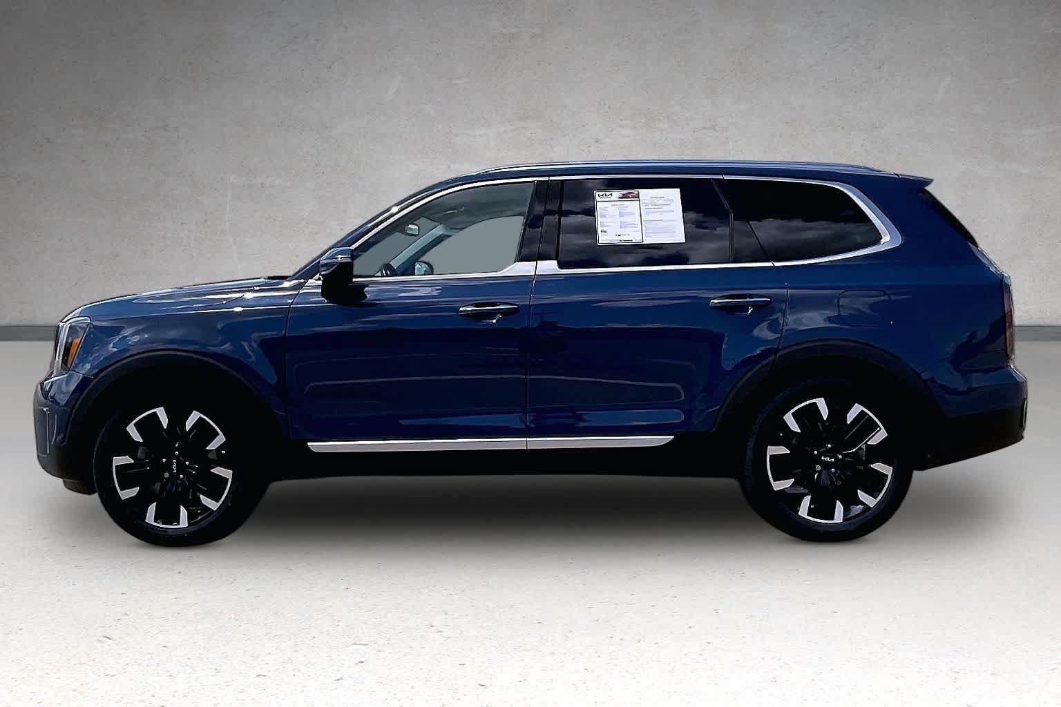 Certified 2023 Kia Telluride SX FWD image 3
