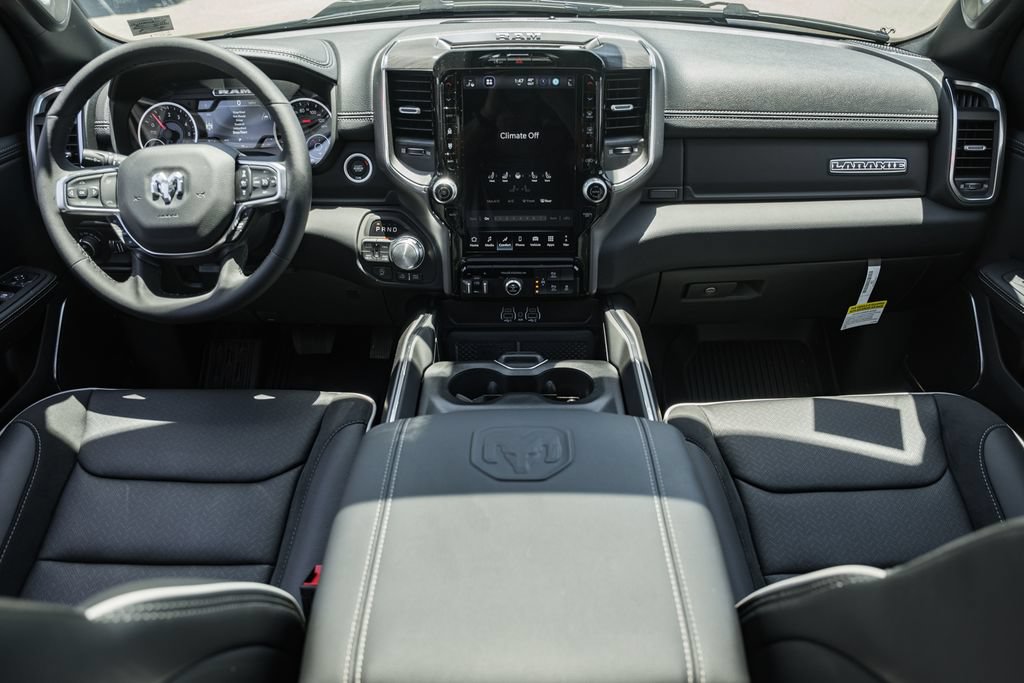 New 2026 RAM 1500 Laramie AWD/4WD image 22