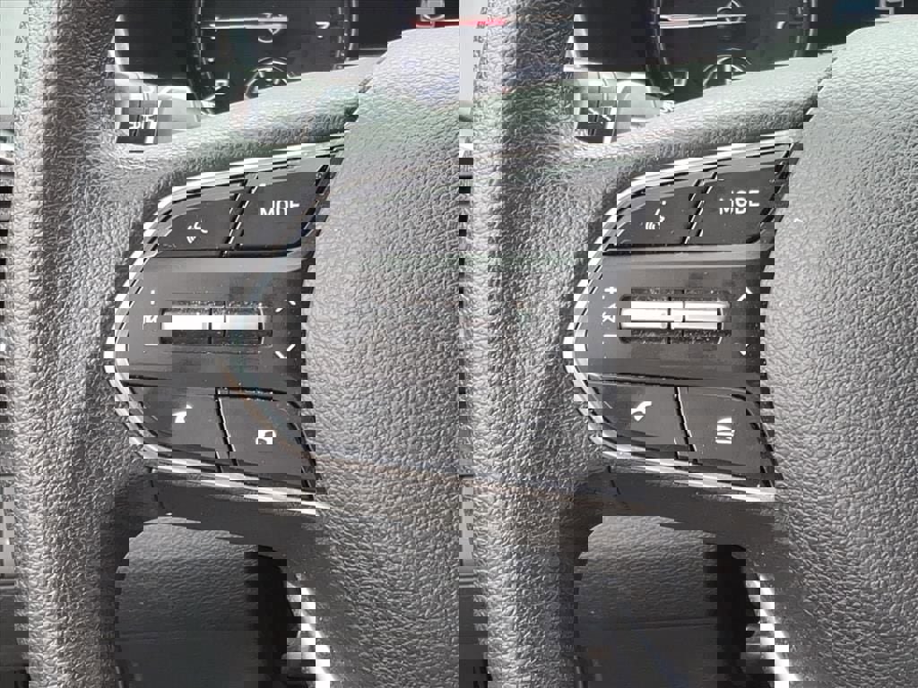 Used 2021 Hyundai Santa Fe SE image 14