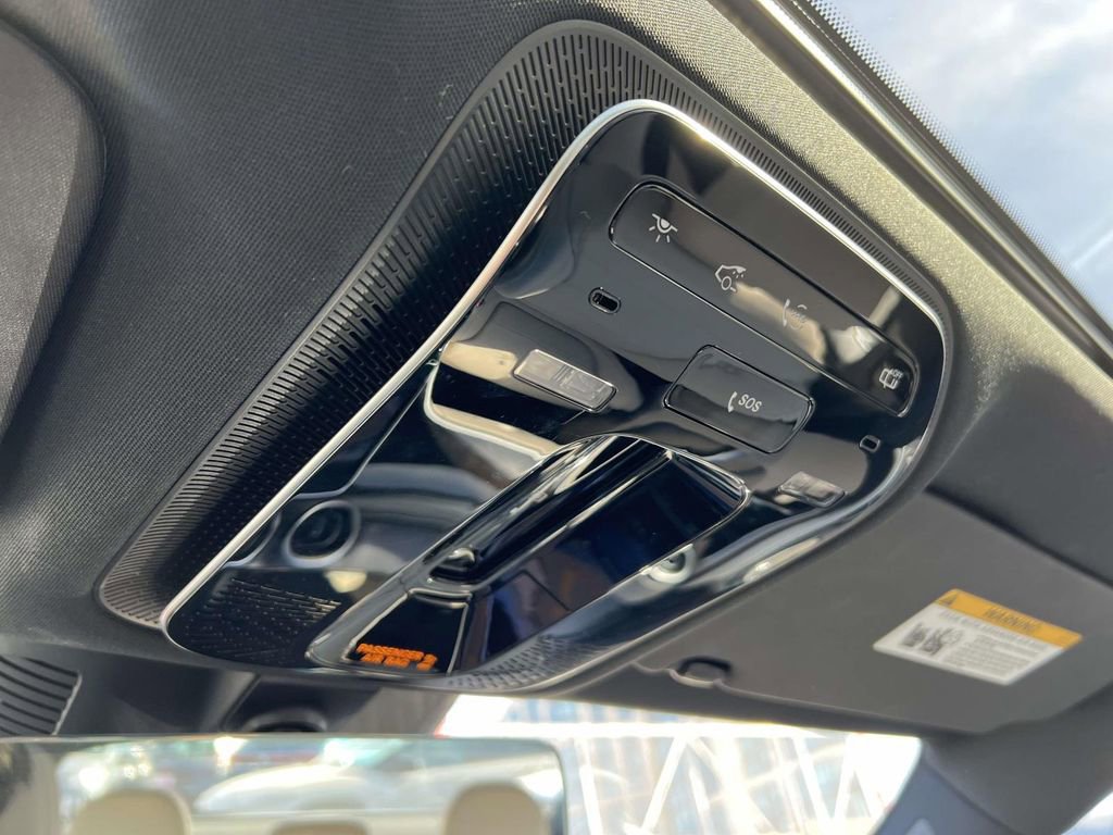 Used 2023 Mercedes-Benz C 300 4MATIC Sedan image 34