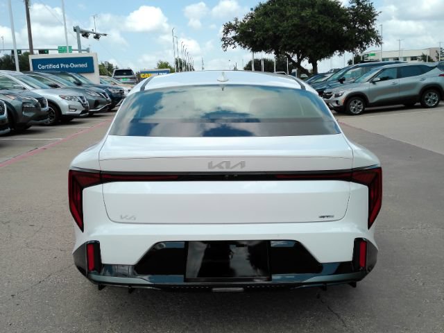 Used 2025 Kia K4 GT-Line w/ GT-Line Premium Package FWD image 9