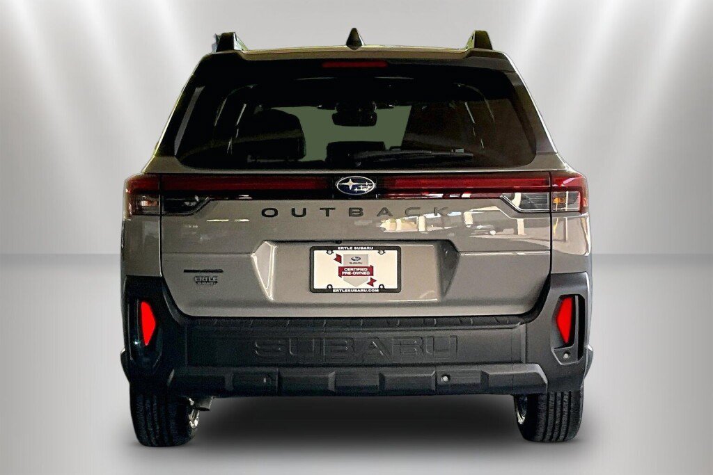 Certified 2026 Subaru Outback Limited AWD/4WD image 6