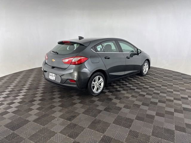 Used 2017 Chevrolet Cruze LT w/ Convenience Package image 7