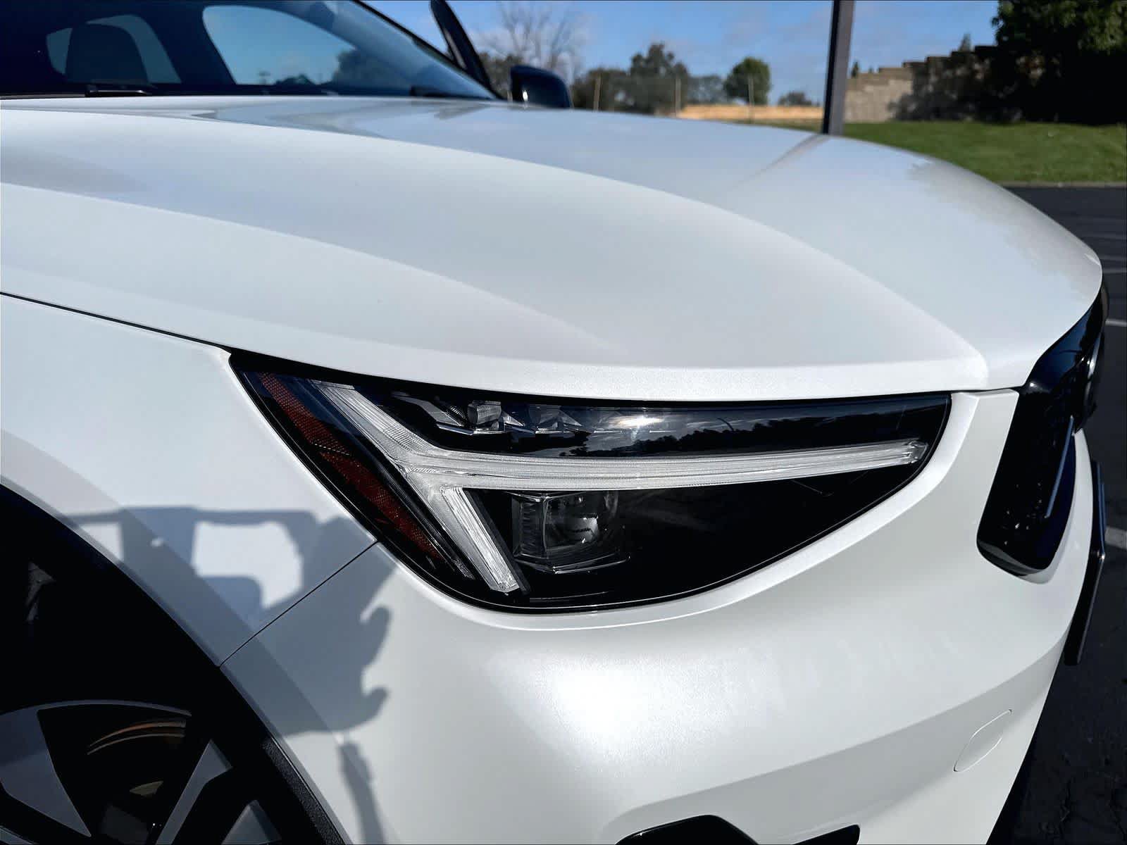 Used 2023 Volvo XC40 B5 Ultimate w/ Protection Package Premier AWD/4WD image 31