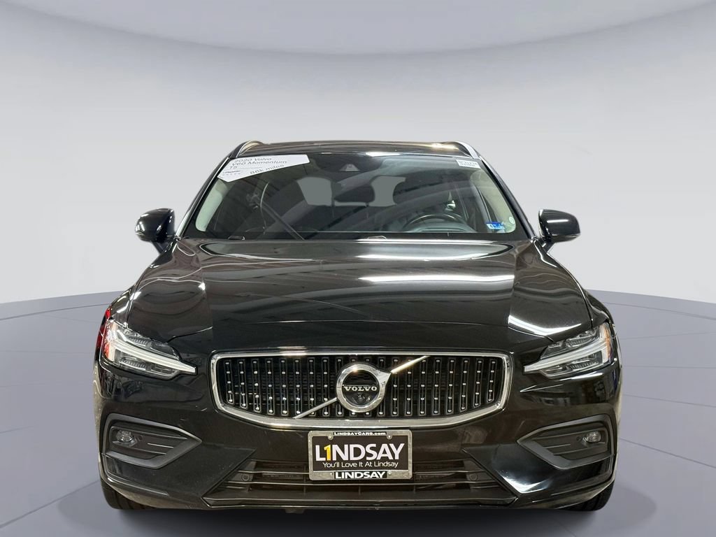 Used 2020 Volvo V60 T5 Momentum FWD image 8