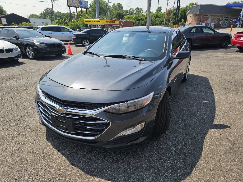 Used 2021 Chevrolet Malibu LT FWD image 4