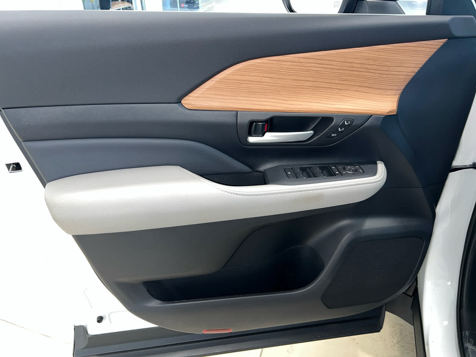 New 2026 Toyota Grand Highlander AWD image 13