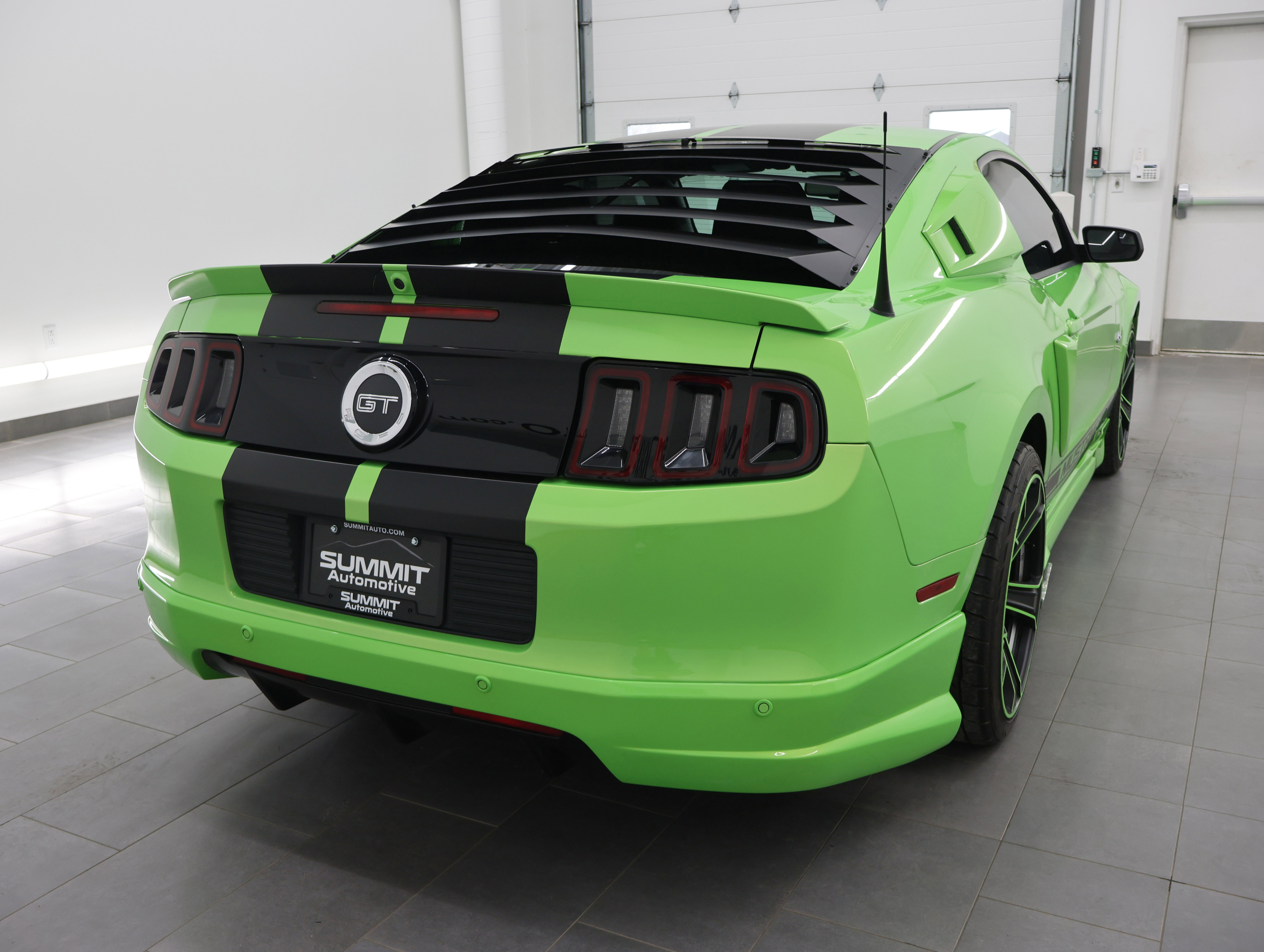 Used 2013 Ford Mustang GT Premium w/ Security Pkg image 4