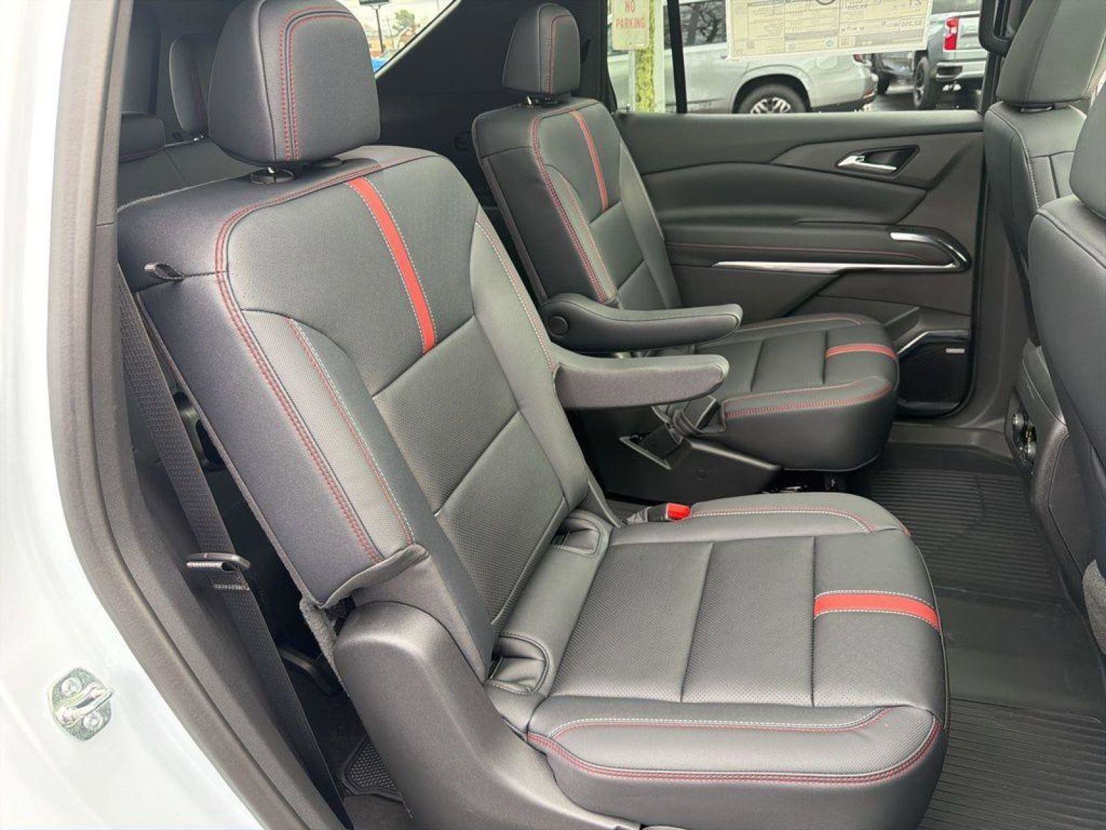 New 2026 Chevrolet Traverse RS w/ LPO, Floor Liner Package image 43