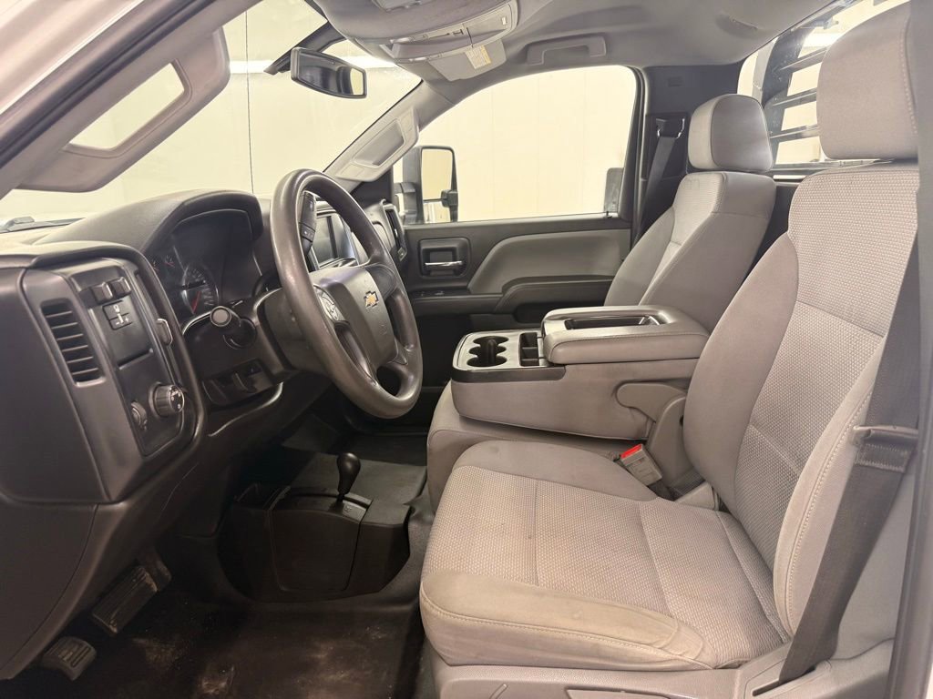 Used 2018 Chevrolet Silverado 3500 W/T w/ WT Convenience Package image 5