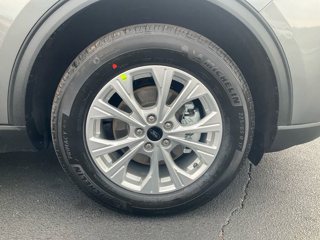 New 2026 Ford Escape Active w/ Tech Pack #1 FWD image 10