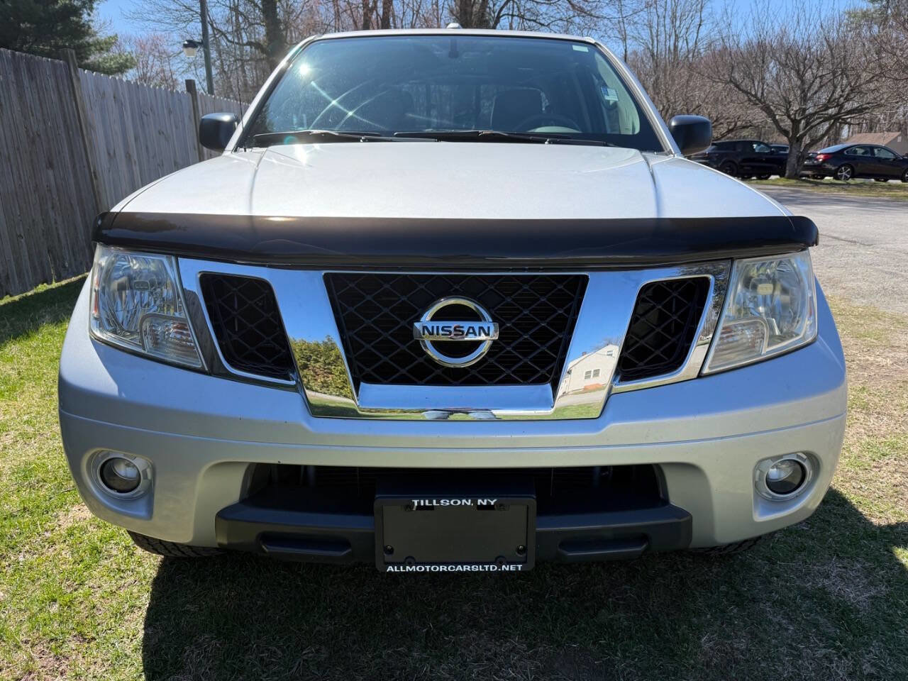 Used 2014 Nissan Frontier SV w/ SV Value Truck Package image 3