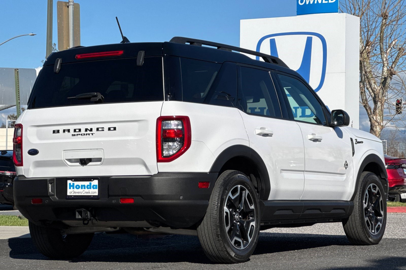 Used 2022 Ford Bronco Sport Outer Banks w/ Tech Package image 8