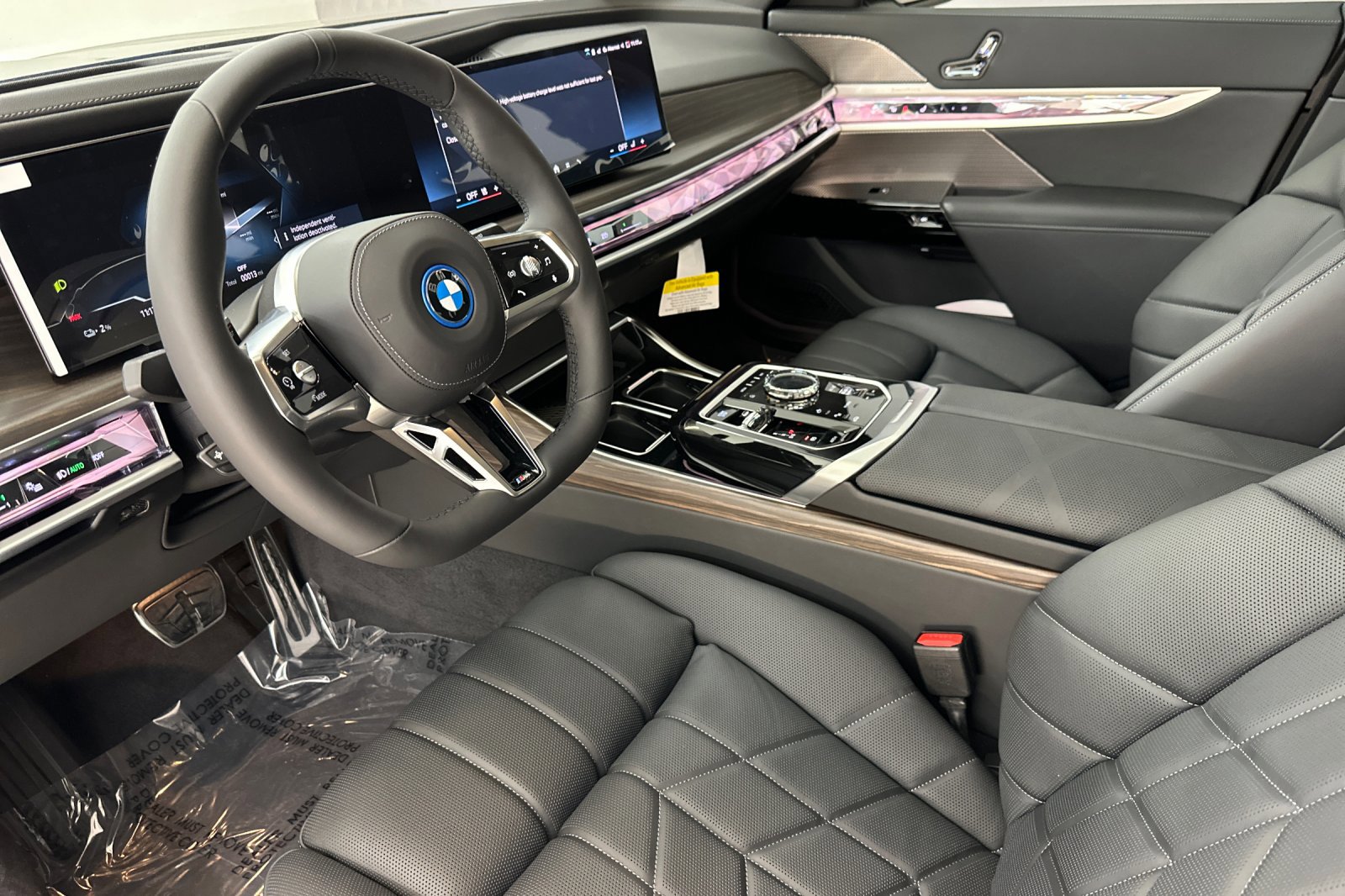 New 2026 BMW i7 eDrive50 w/ M Sport Package image 4