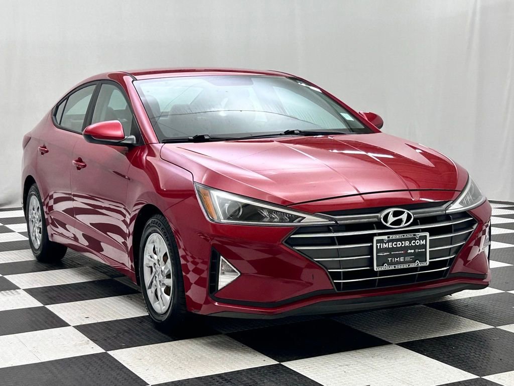 Used 2019 Hyundai Elantra SE image 2