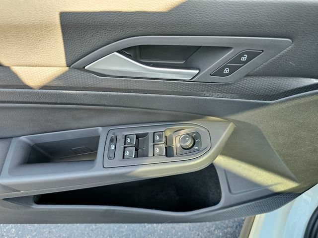 Used 2023 Volkswagen GTI SE FWD image 22