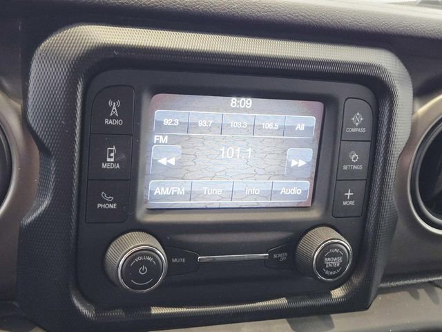 Used 2019 Jeep Wrangler Sport image 23