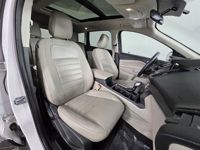 Used 2018 Ford Escape SEL AWD/4WD image 14