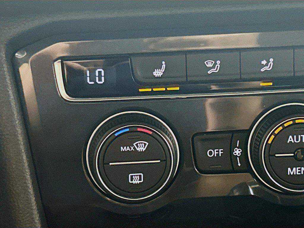 Used 2019 Volkswagen Tiguan SEL AWD/4WD image 19