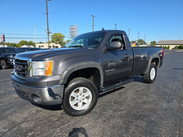 Used 2011 GMC Sierra 1500 SLE w/ SLE Preferred Package AWD/4WD image 2