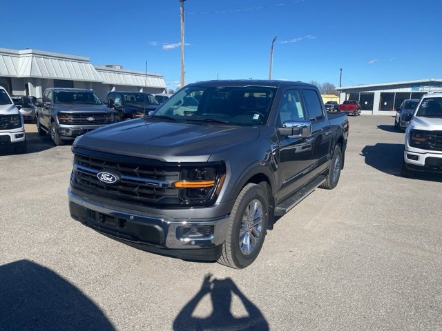 New 2025 Ford F150 XLT w/ Equipment Group 302A MID image 2