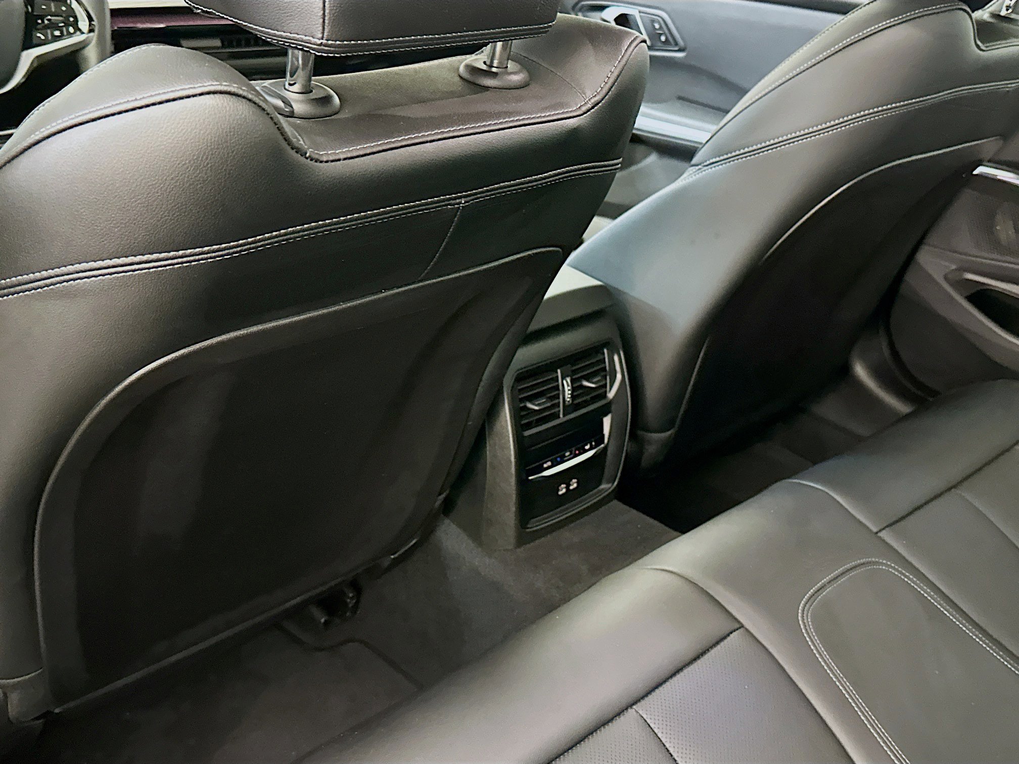 Used 2025 BMW 330i xDrive Sedan image 29