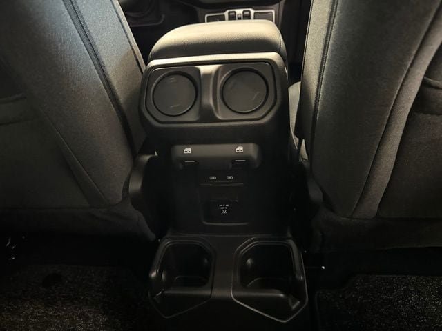 New 2026 Jeep Gladiator Sport AWD/4WD image 23