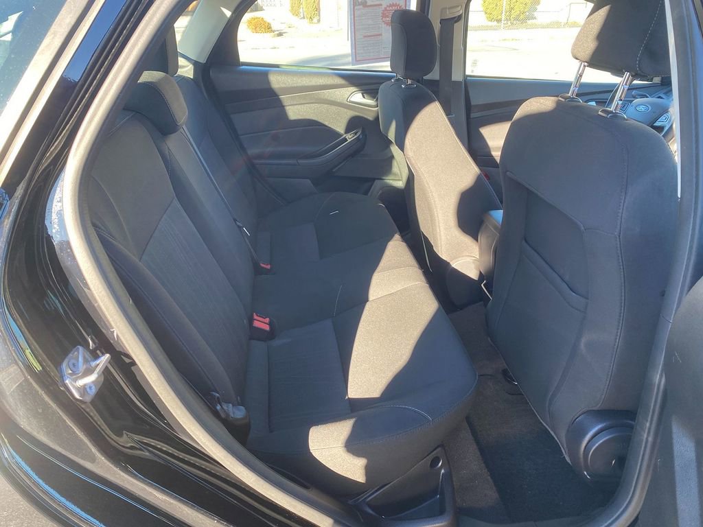 Used 2018 Ford Focus SE image 27