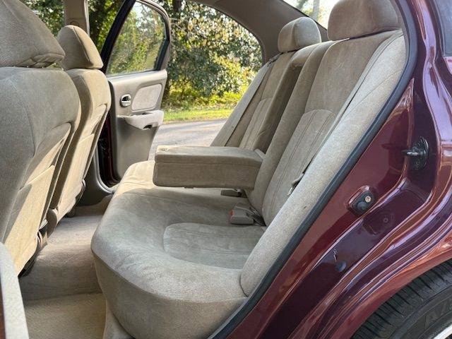Used 2002 Hyundai Sonata LX FWD image 16