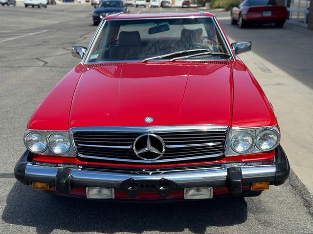 Used 1987 Mercedes-Benz 560 SL image 7