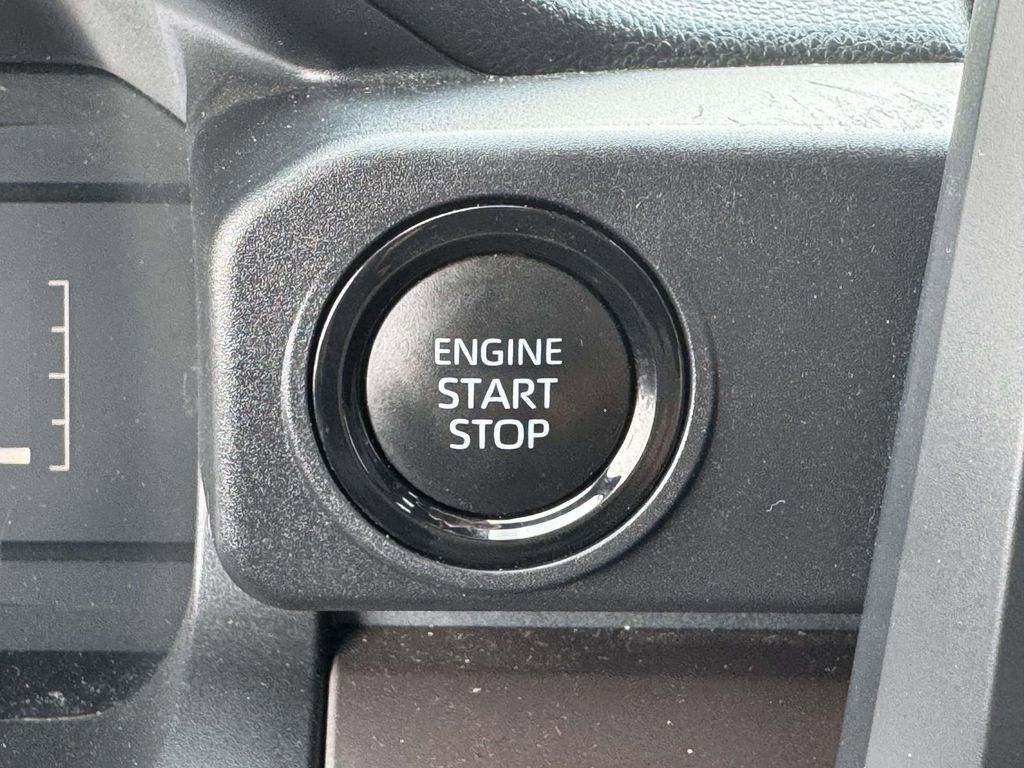 Used 2024 Toyota Tacoma SR5 image 11