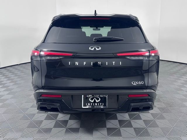 Certified 2025 INFINITI QX60 Luxe image 6