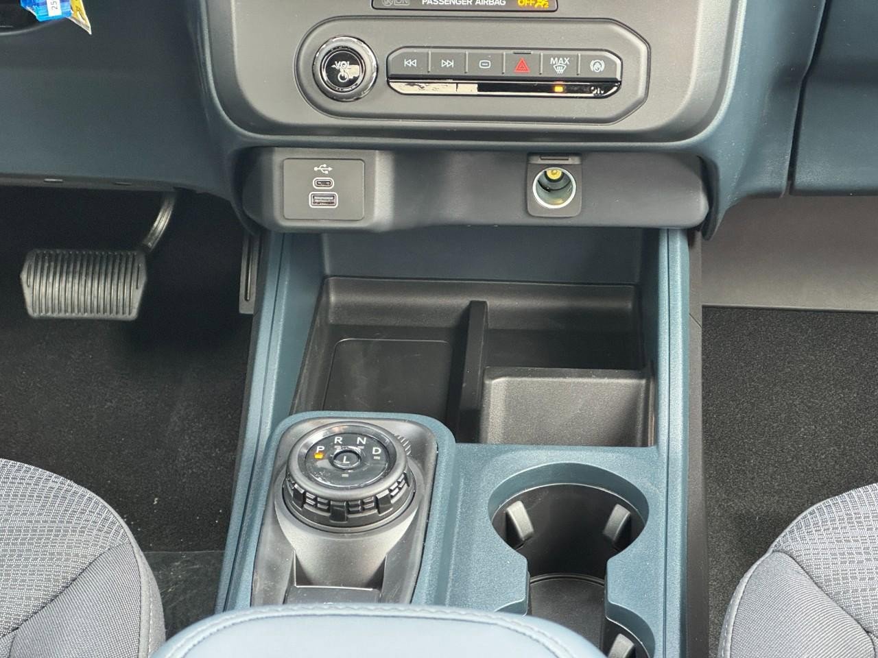 New 2025 Ford Maverick XL image 9