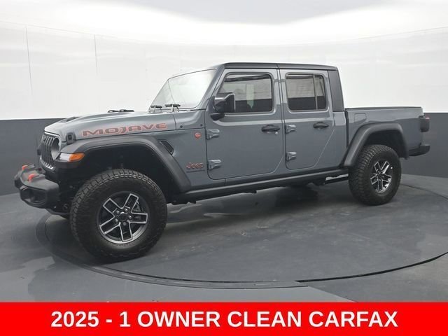 Used 2025 Jeep Gladiator Mojave w/ Convenience Group image 4