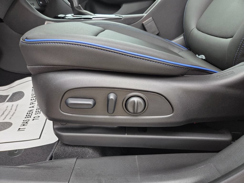 New 2026 Buick Encore GX Sport Touring w/ Comfort Package AWD/4WD image 17
