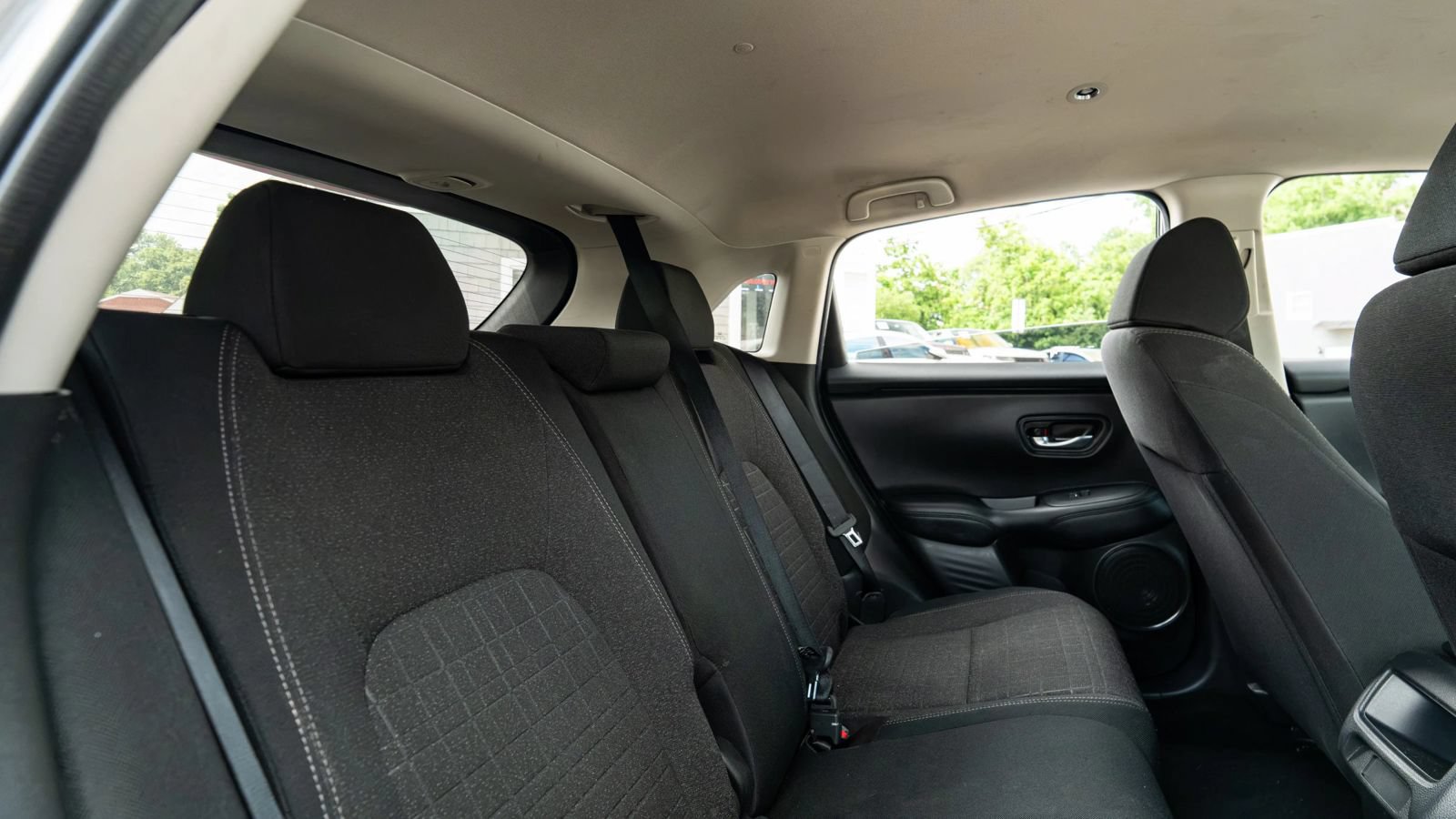 Used 2025 Honda HR-V LX image 14