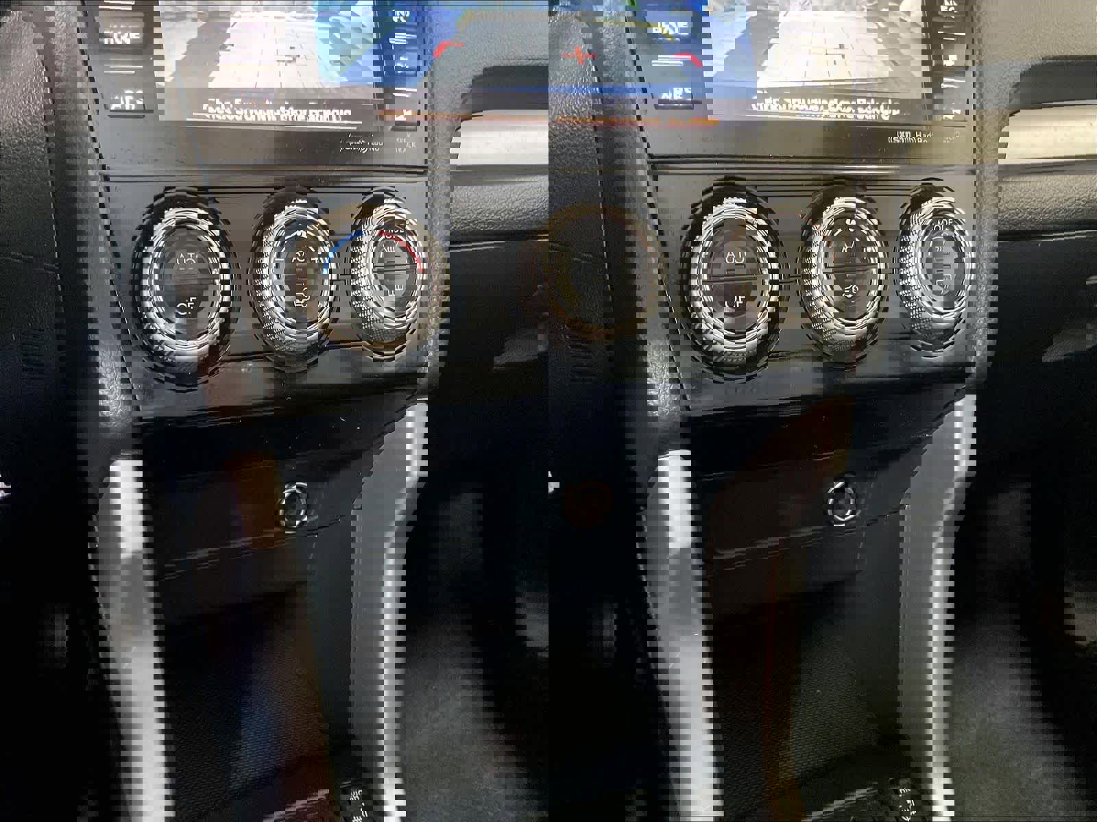 Used 2018 Subaru Forester 2.5i Premium image 27