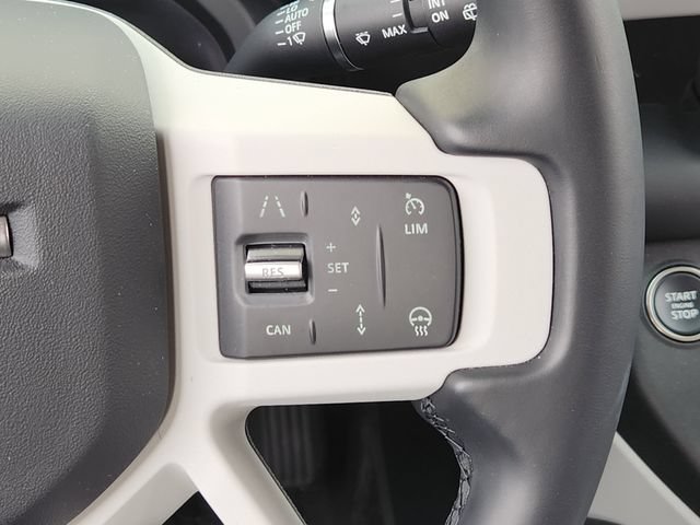 Used 2025 Land Rover Defender 110 S AWD/4WD image 27