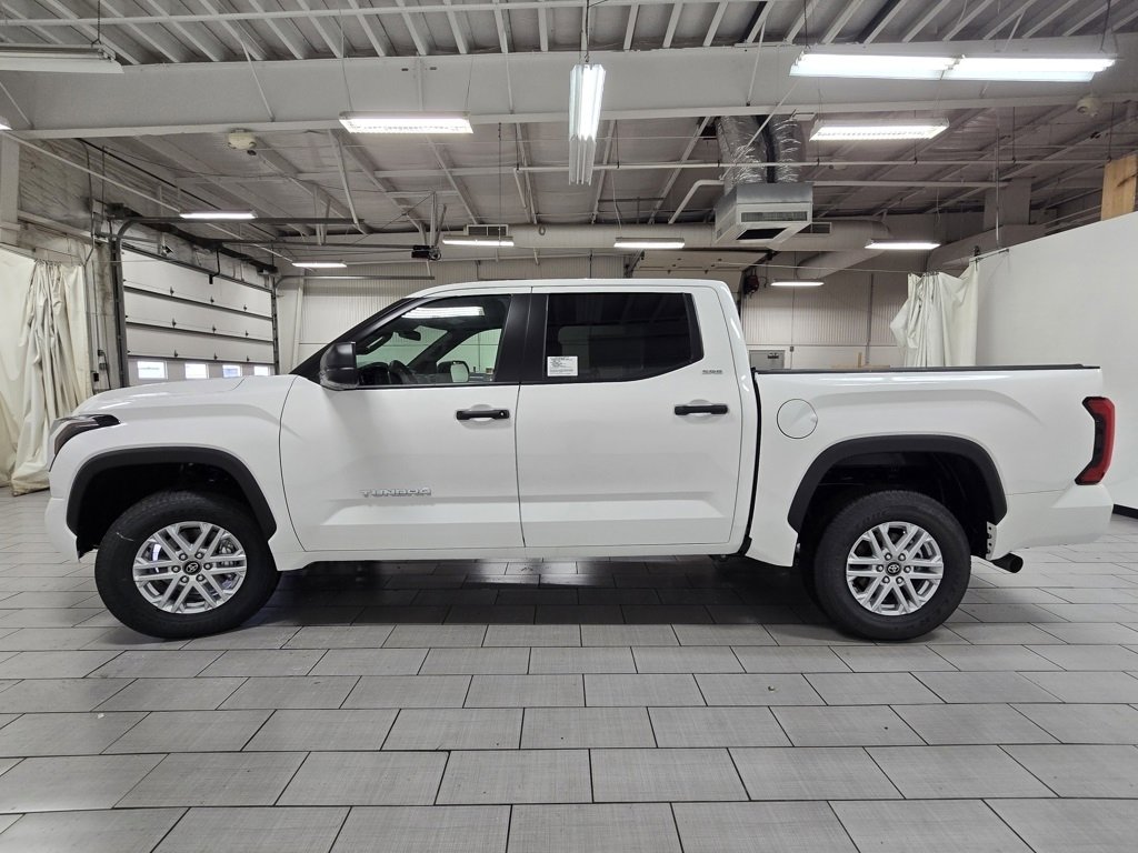 New 2026 Toyota Tundra SR5 image 12