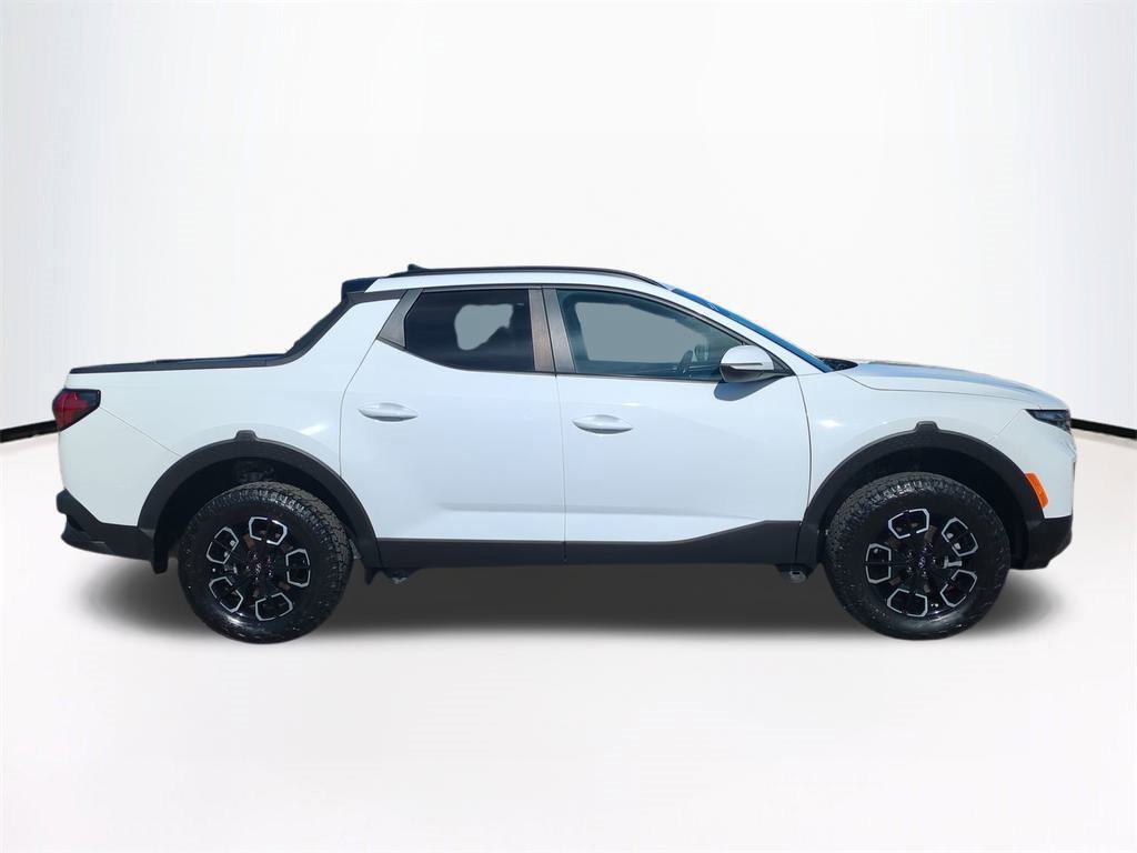 Used 2023 Hyundai Santa Cruz SEL Premium image 4