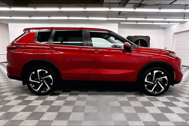 Used 2022 Mitsubishi Outlander ES image 15